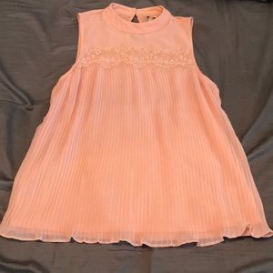 light pink tank